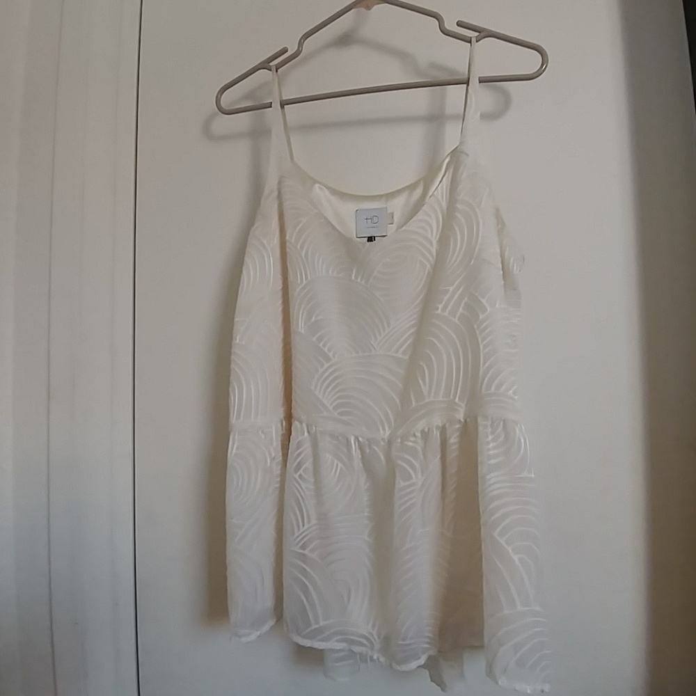 Gorgeous Anthro HD in Paris Textured Tank